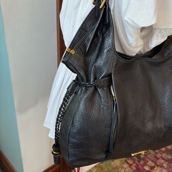 Elliott Lucca   Shoulder bag  pebbled leather Black   Brass HW  2 front pockets - Picture 4 of 17